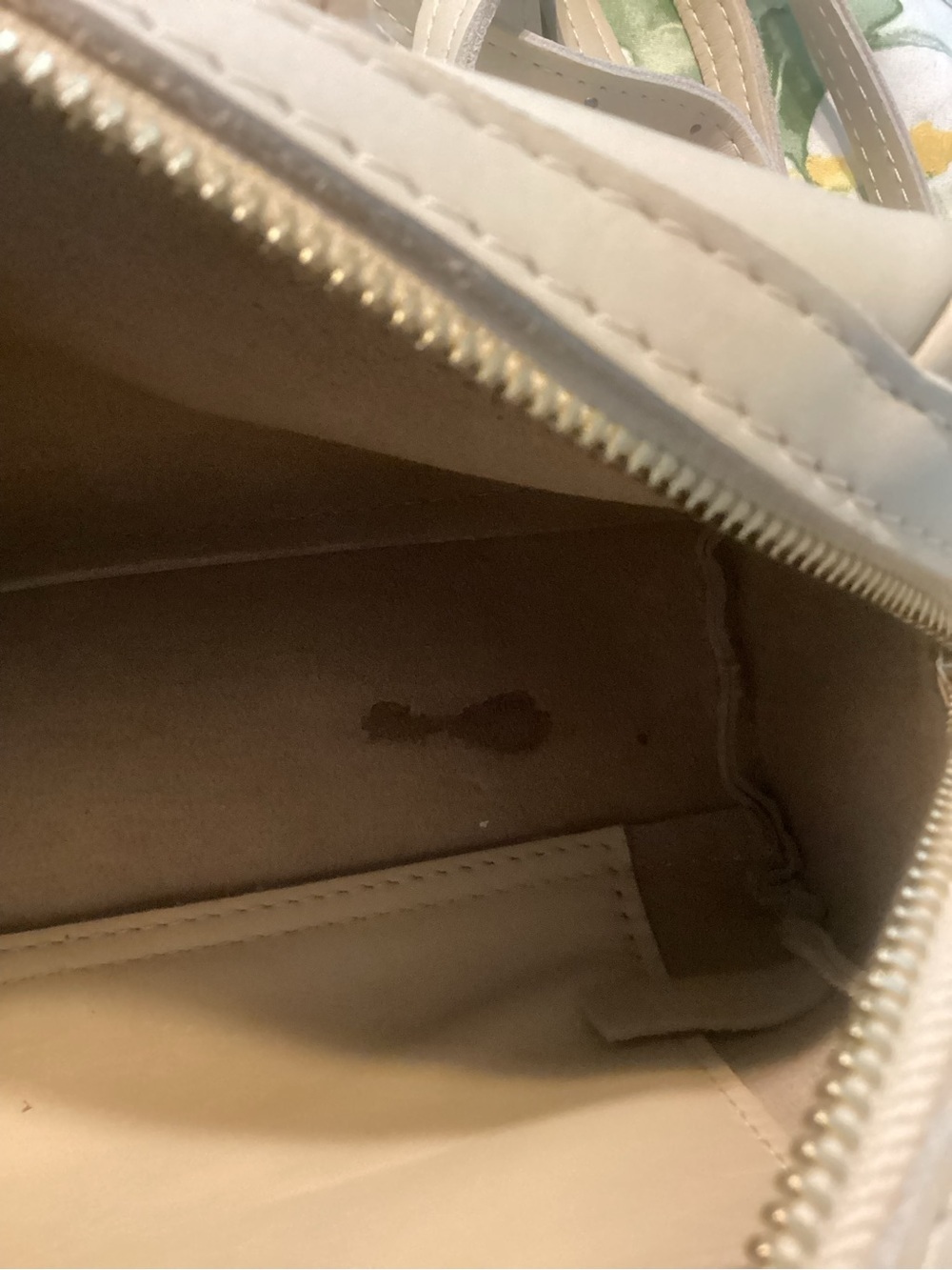 Portland Leather Cream Mini Bowler Satchel Crossbody Bag - Picture 8 of 9